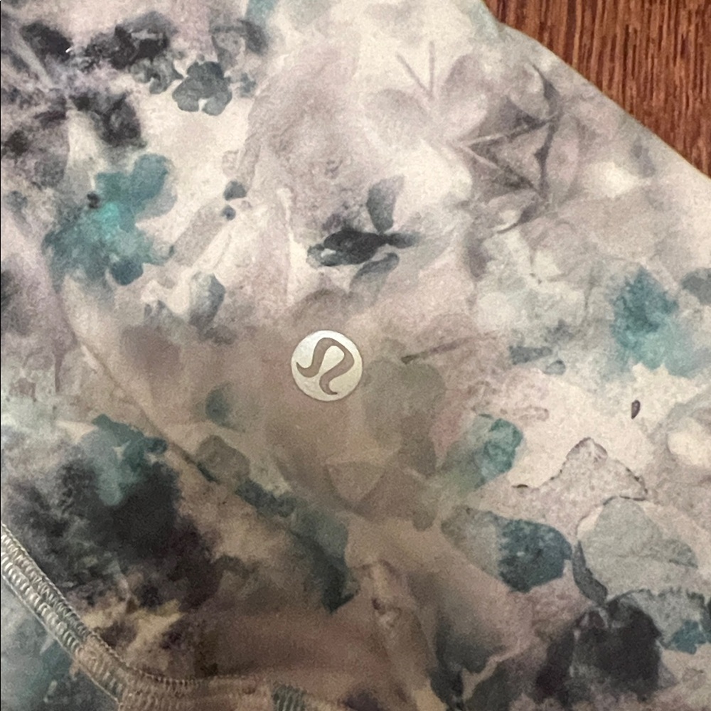 Lululemon Patterned High-Waisted Align Leggings - image 3